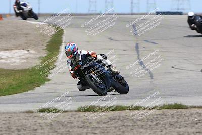media/Mar-22-2025-TrackDaz (Sat) [[0456df0c41]]/Group B/Session 3 (Outside Grapevine)/